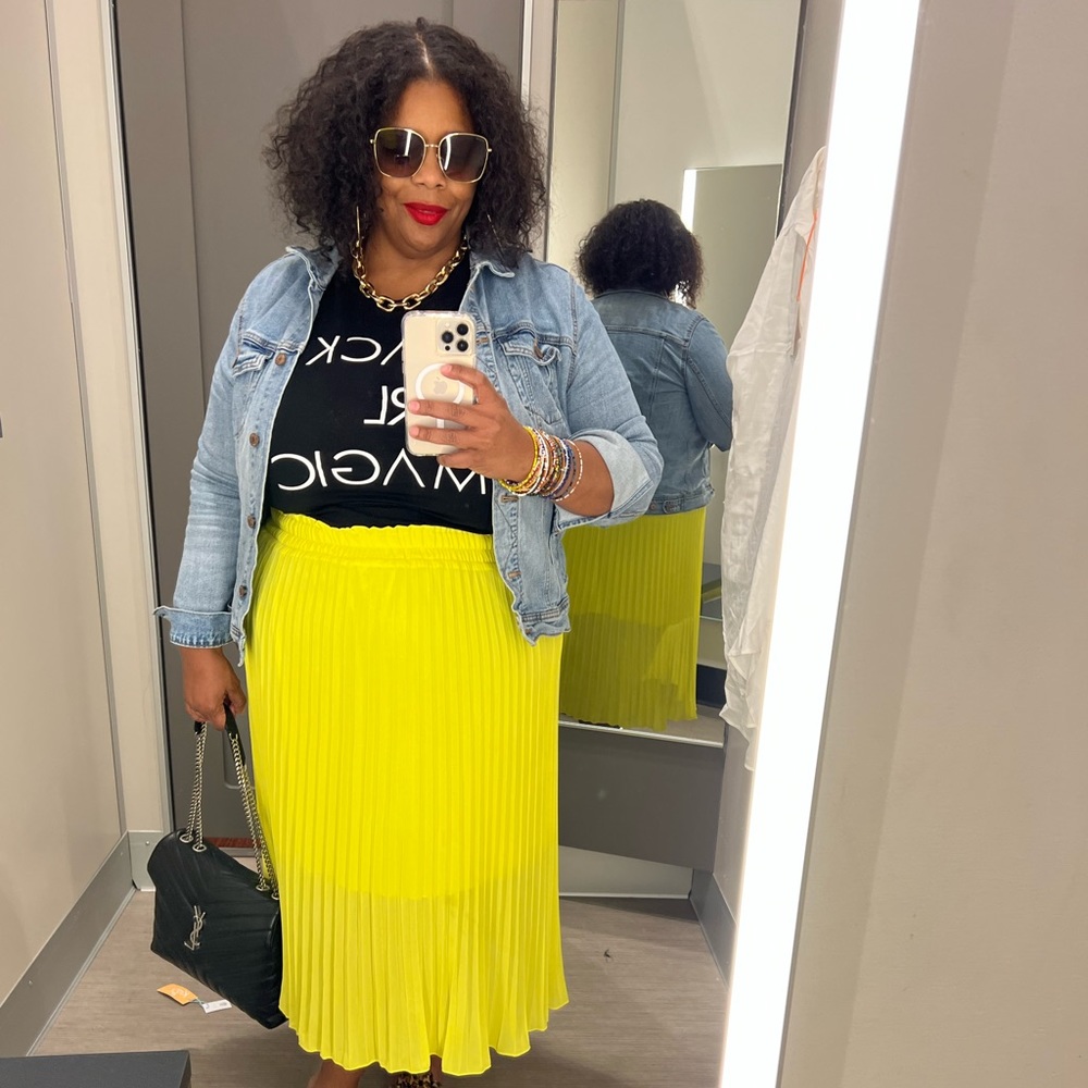 Meet your Posher, Eunice